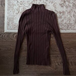 Abercrombie Brown Ribbed Long Sleeve Turtleneck